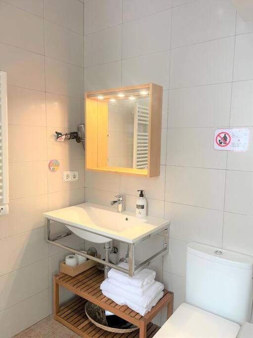 Exclusivo Y Acogedor Apartamento Con Balcon En Chueca, Con Aire Acondicionado Y Calefaccion Madrid Kültér fotó