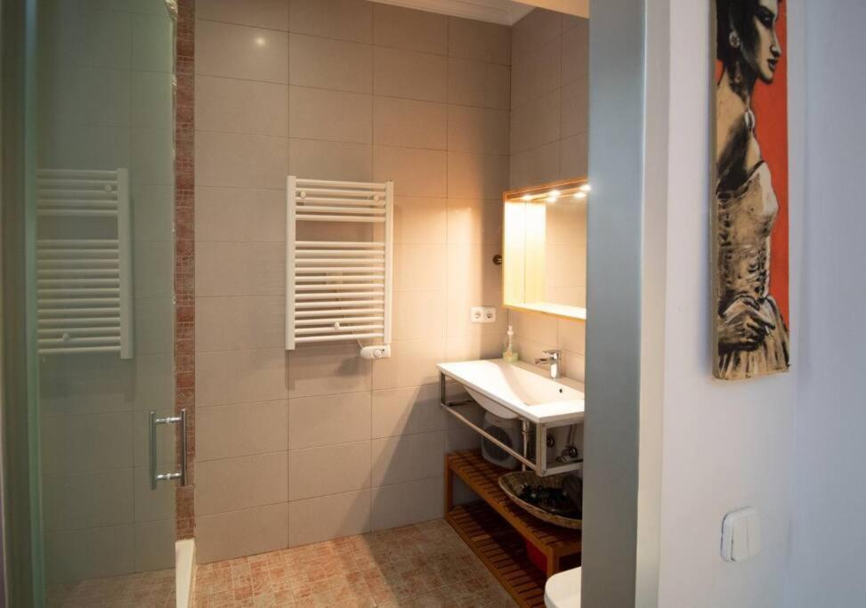 Exclusivo Y Acogedor Apartamento Con Balcon En Chueca, Con Aire Acondicionado Y Calefaccion Madrid Kültér fotó